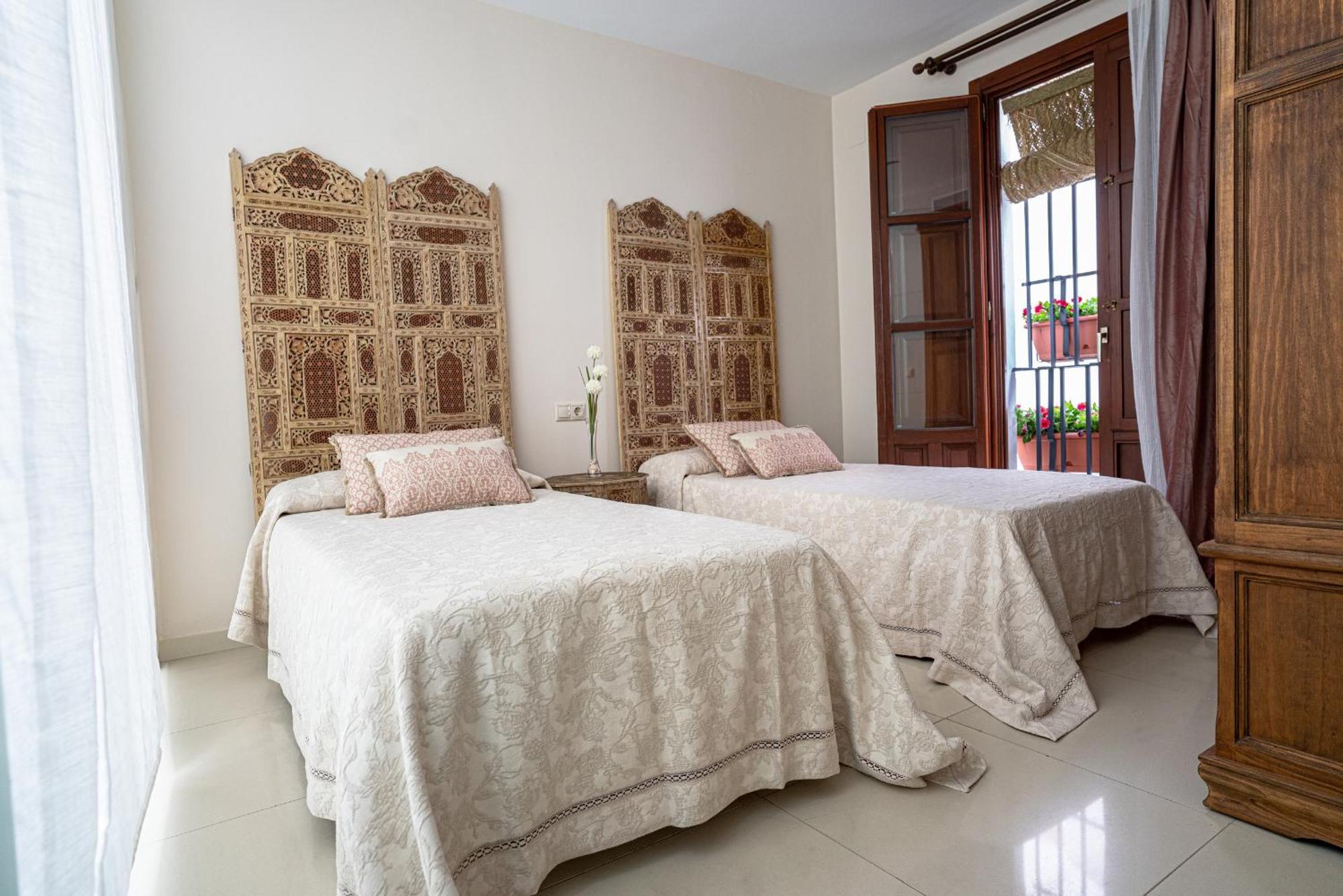 Casa La Mezquita Con Parking Gratis Holiday home Cordoba